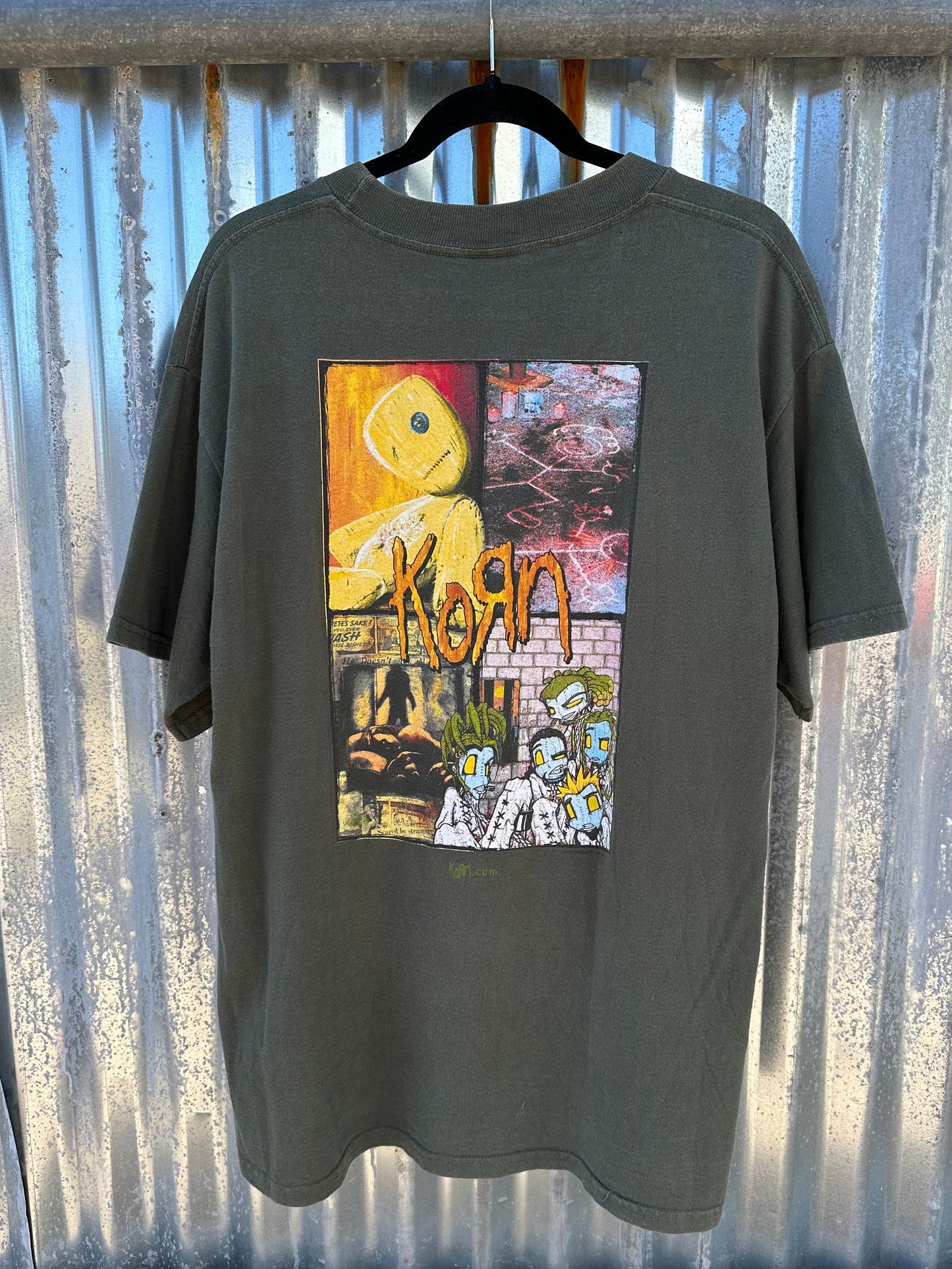 Korn 'Everybody's Got Issues' Tee