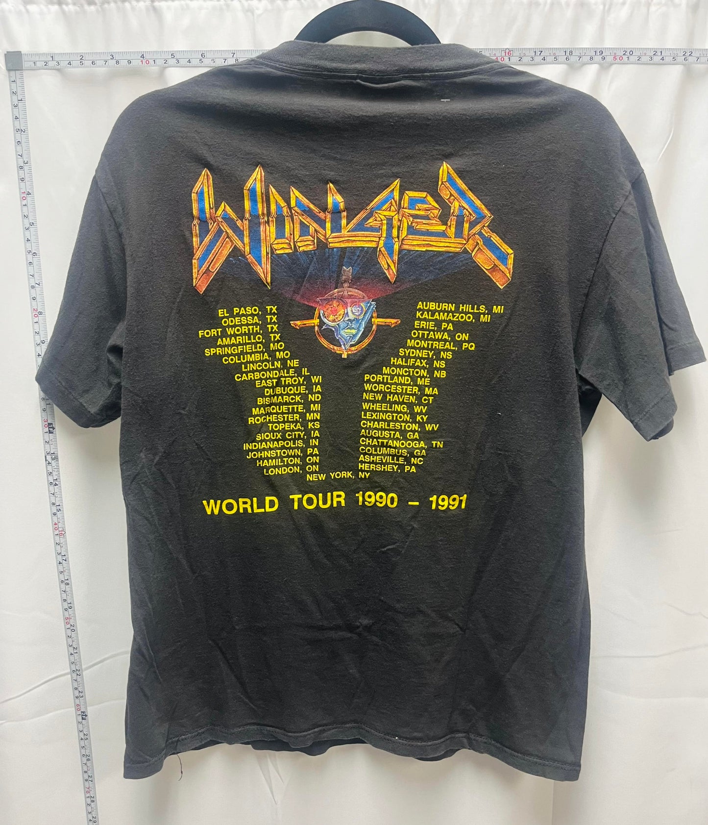 Winger Tee