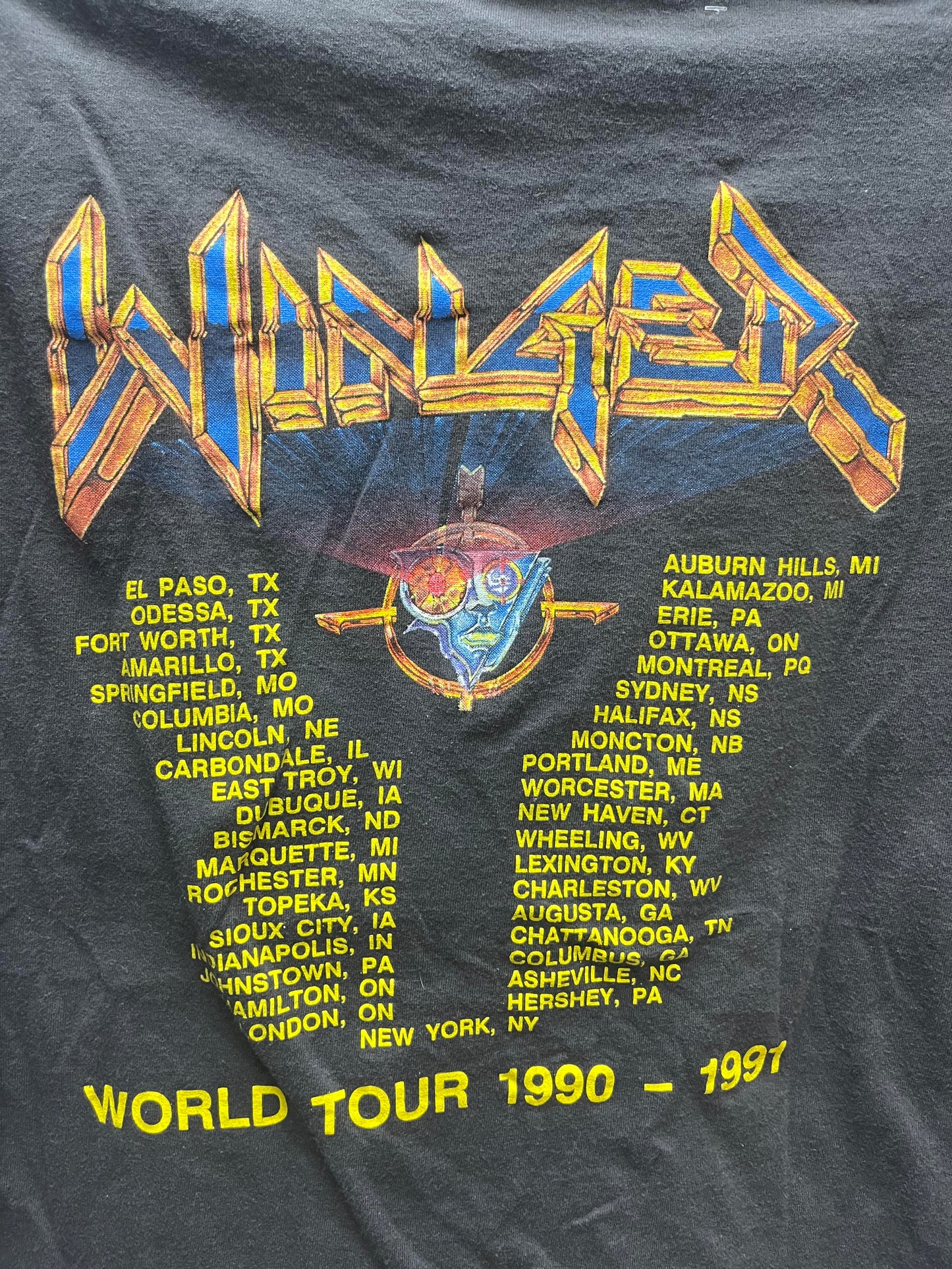 Winger Tee