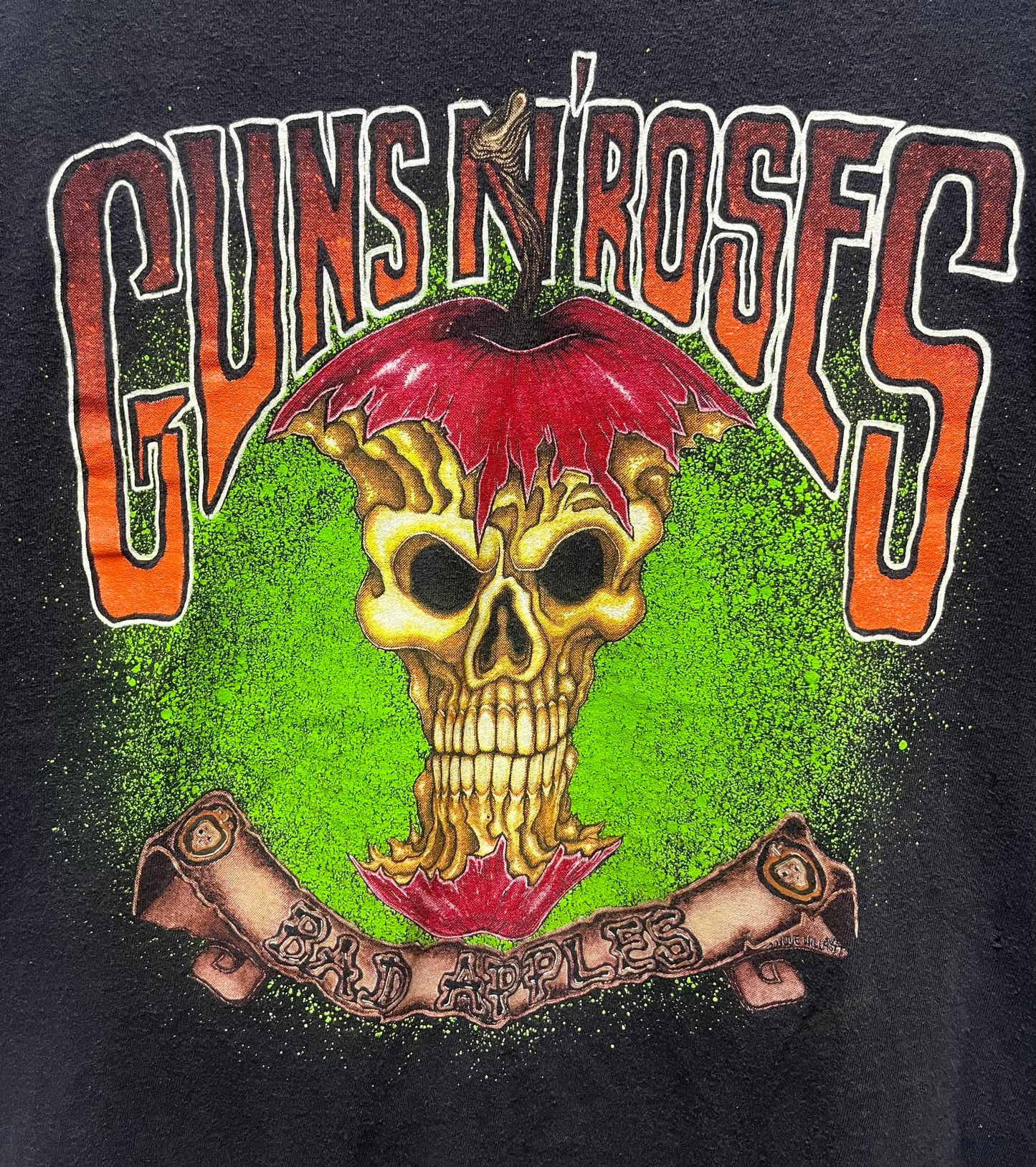 Guns N' Roses "Bad Apple" Tee