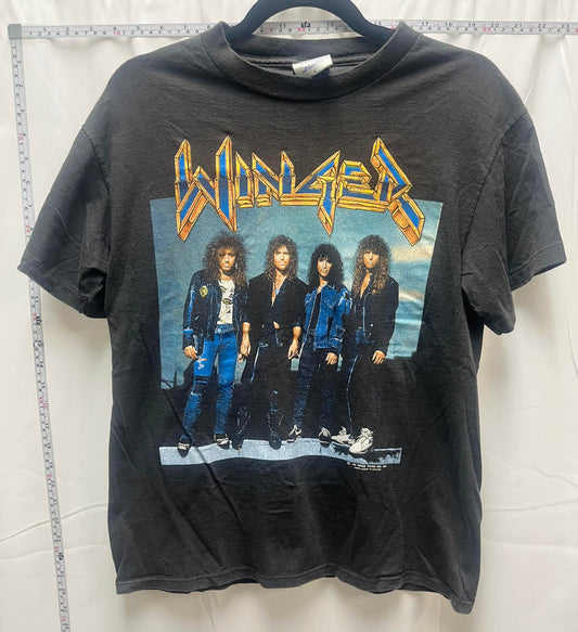 Winger Tee